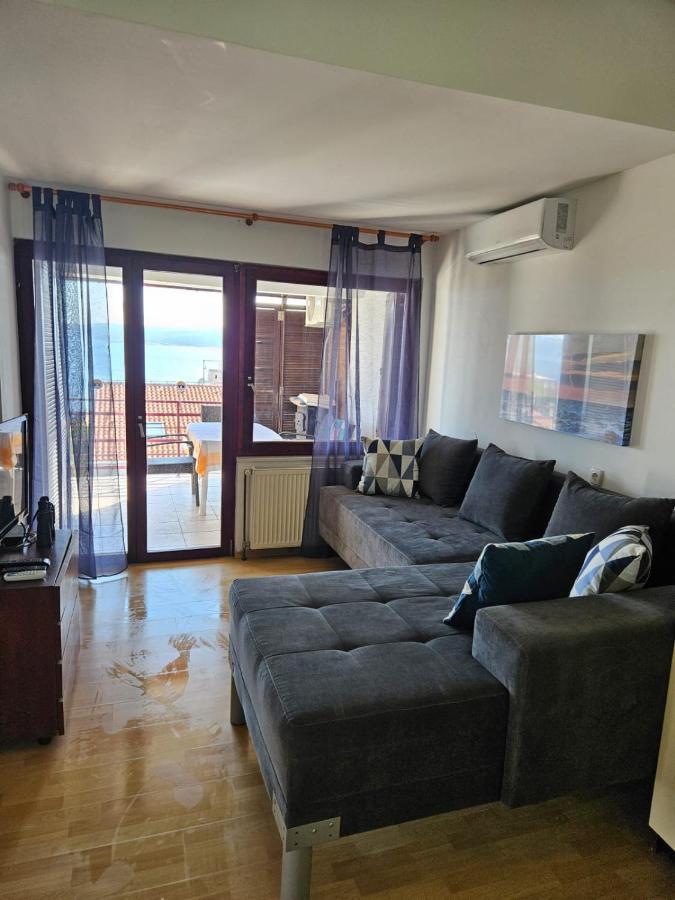 Apartments With Swimming Pool 9X4M Селце Екстер'єр фото