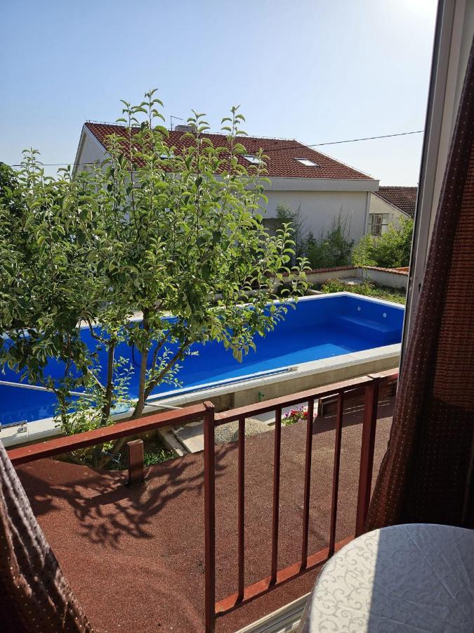 Apartments With Swimming Pool 9X4M Селце Екстер'єр фото