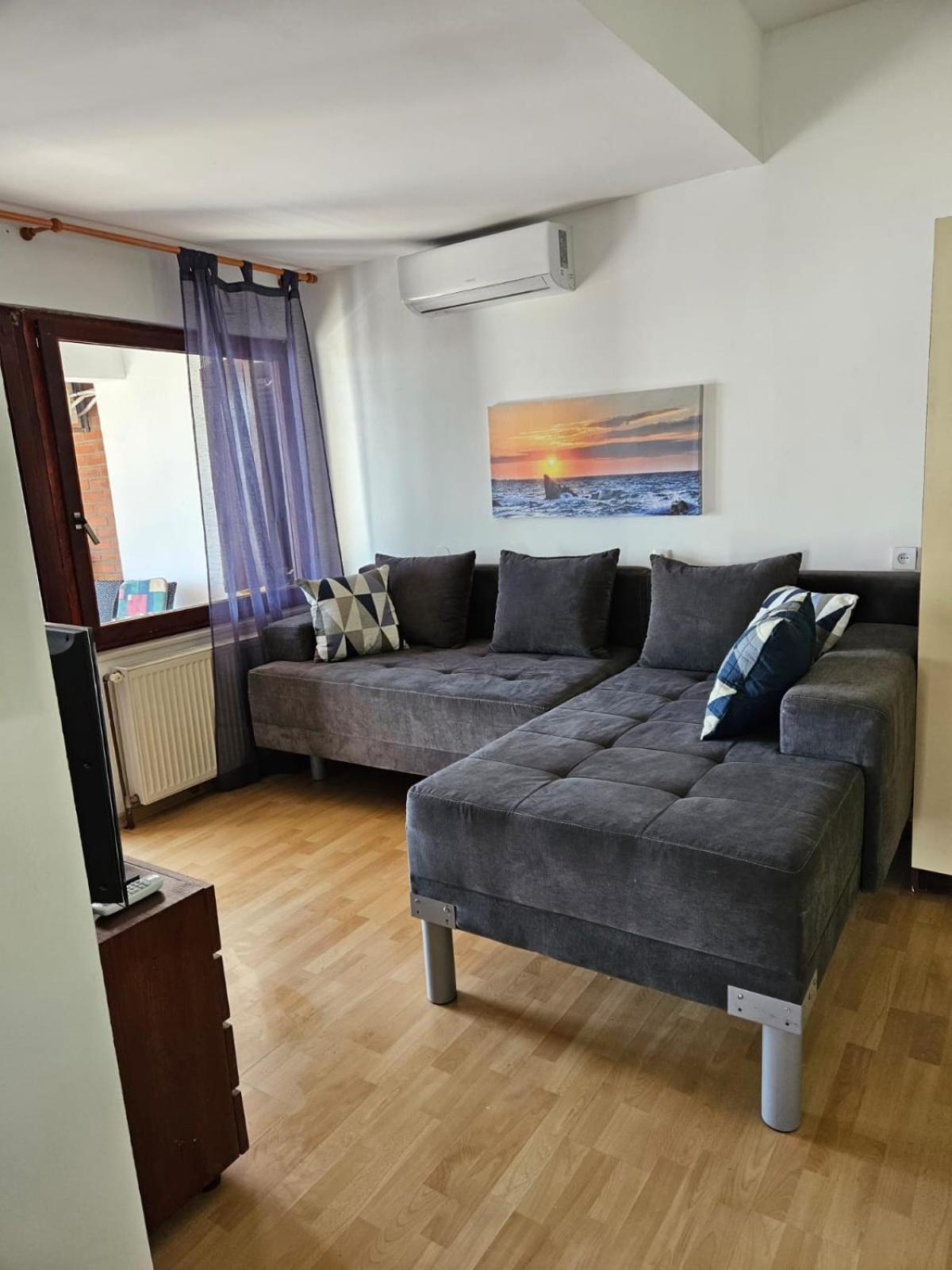 Apartments With Swimming Pool 9X4M Селце Екстер'єр фото